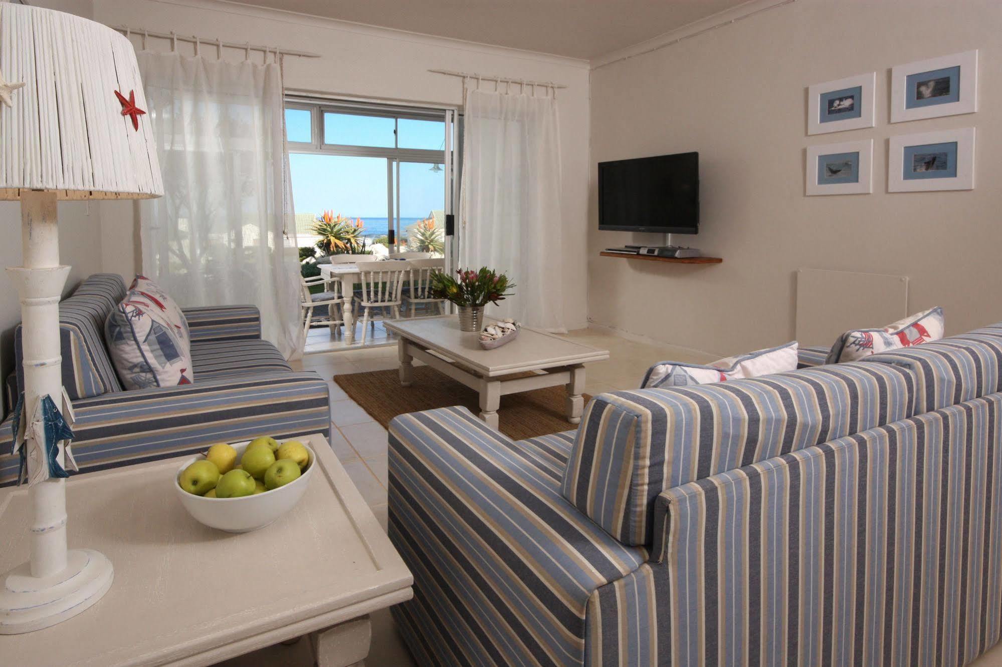 Апартаменты The Potting Shed Self Catering Херманус Экстерьер фото