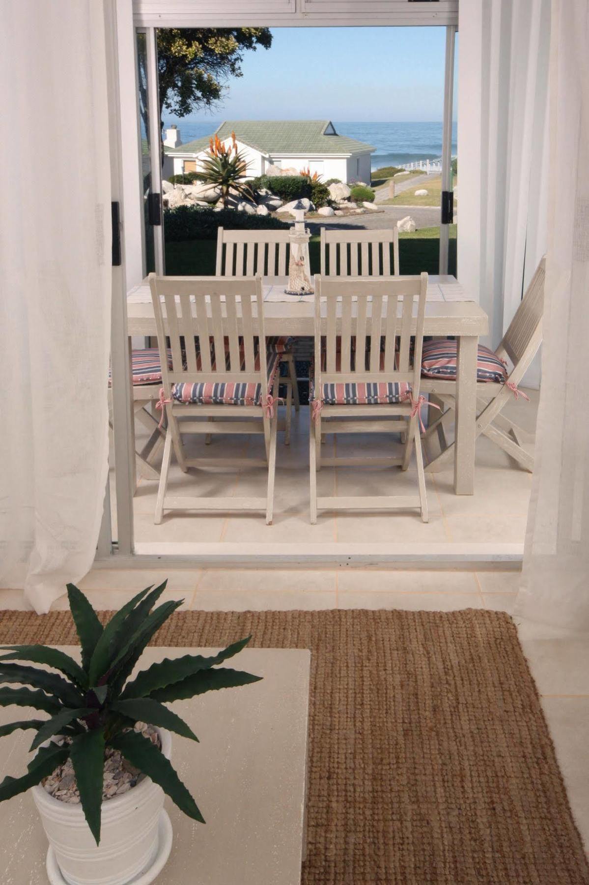 Апартаменты The Potting Shed Self Catering Херманус Экстерьер фото