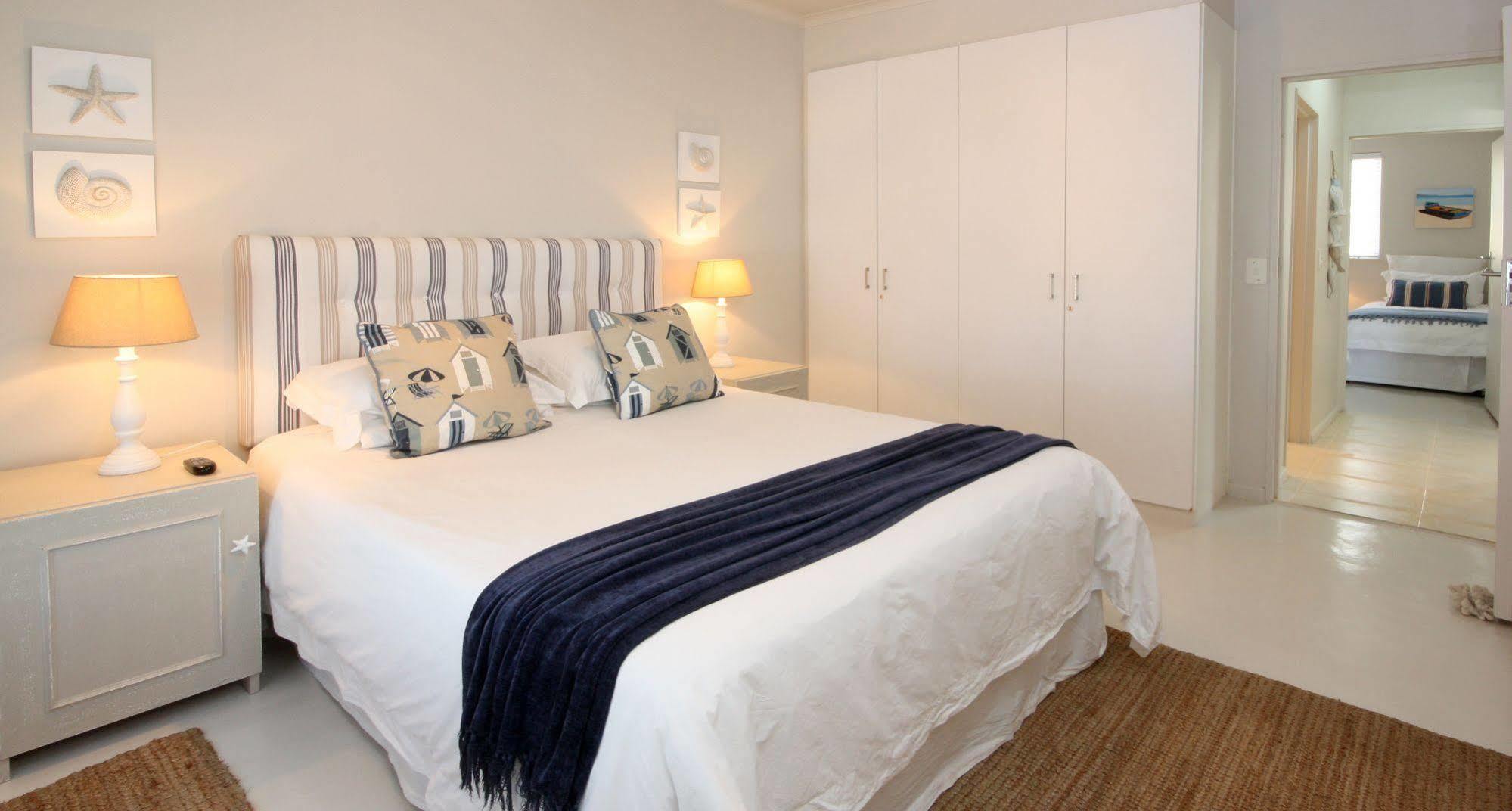 Апартаменты The Potting Shed Self Catering Херманус Экстерьер фото